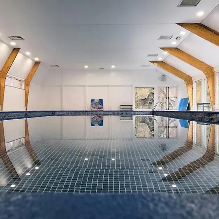 Verborgen Parel In Durbuy's Bos 샬레