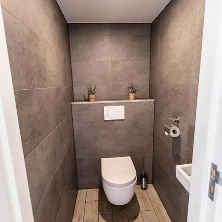 Verborgen Parel In Durbuy's Bos